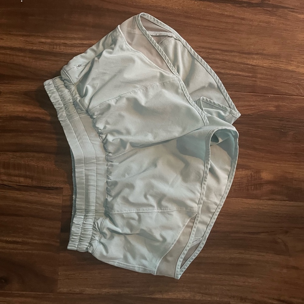 Lululemon Hotty Hot 2.5 Shorts